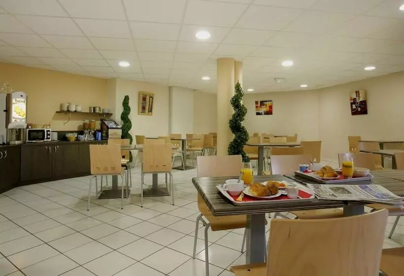 酒店 The Originals City, Hôtel L  Acropole, Saintetienne Sud