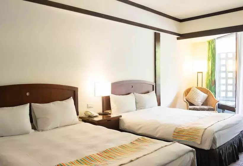 هتل Yoho Beach Resort Kenting