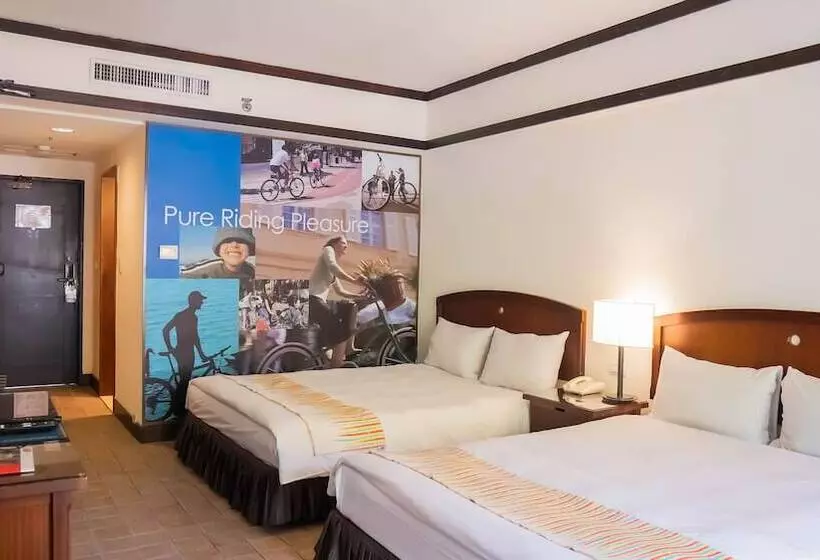 هتل Yoho Beach Resort Kenting