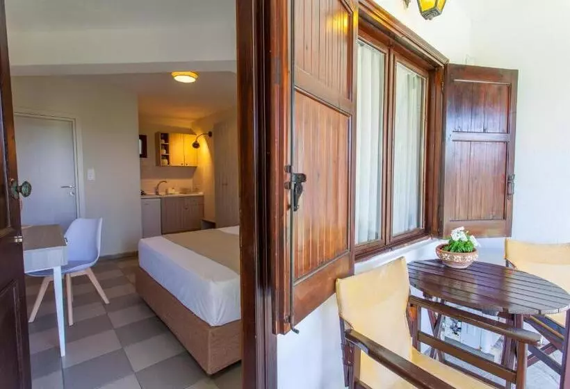 Maistrali Beach Studios