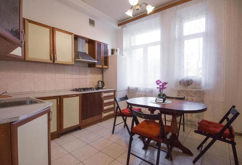 Ministry Suite Smolenskaya