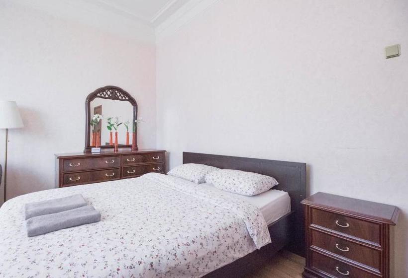 Ministry Suite Smolenskaya