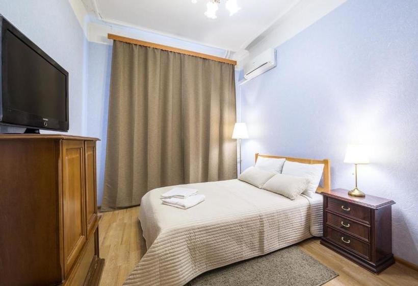 Ministry Suite Smolenskaya