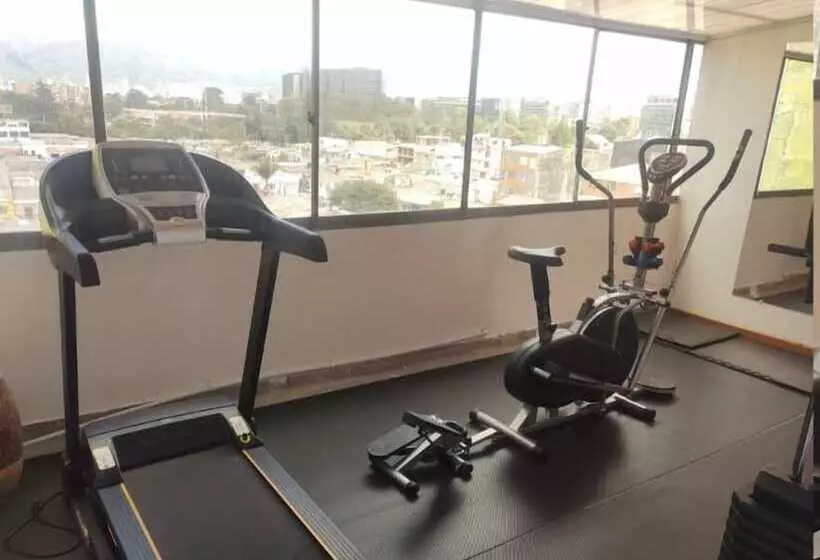 هتل Airport Travel