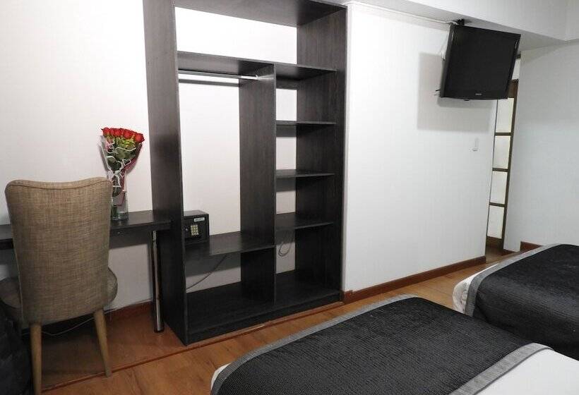 هتل Airport Travel