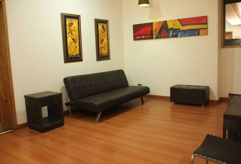 هتل Airport Travel