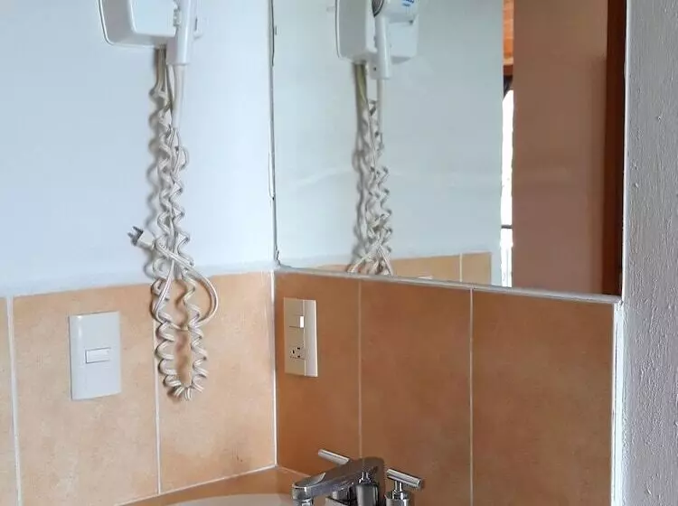 בית מלון כפרי Axkan Arte