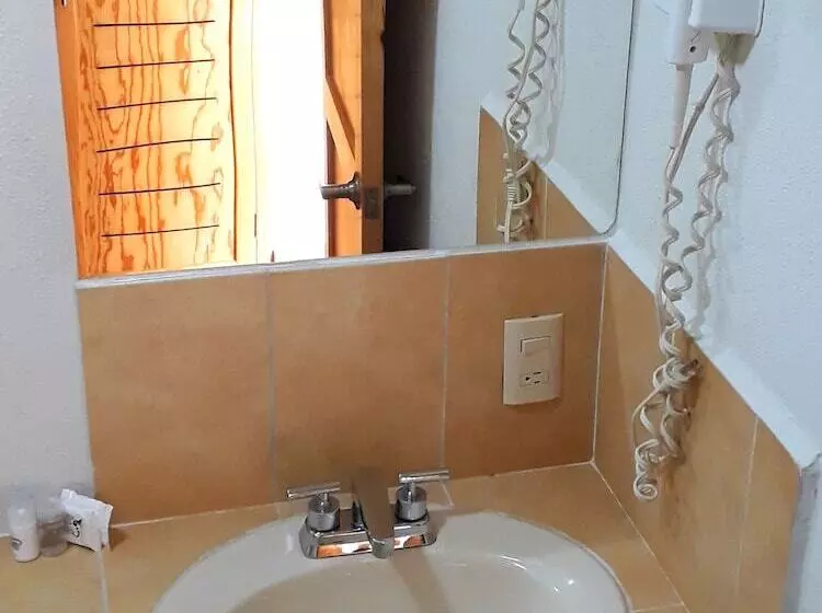 בית מלון כפרי Axkan Arte