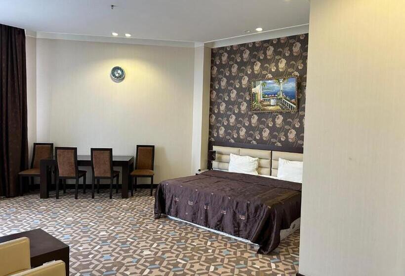 هتل Aysberq Resort