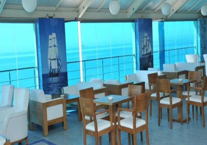 هتل Aysberq Resort