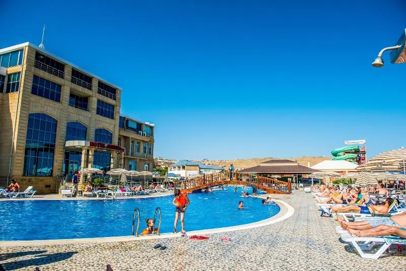 هتل Aysberq Resort