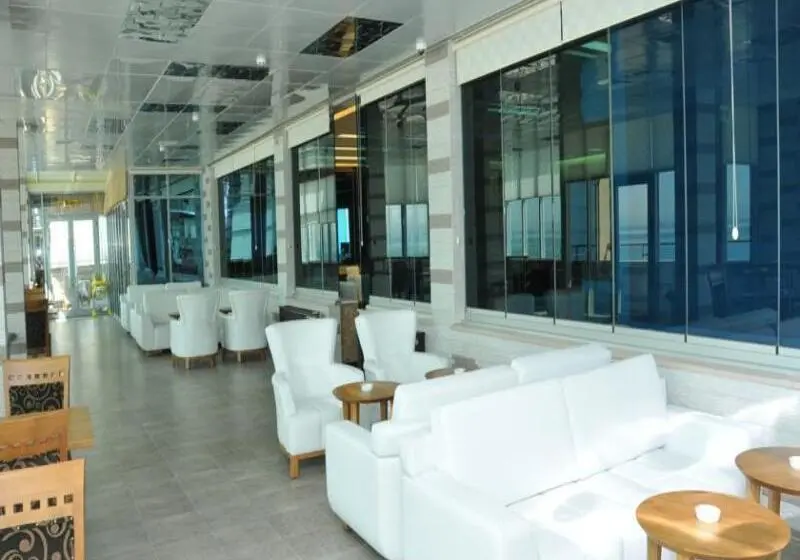 هتل Aysberq Resort