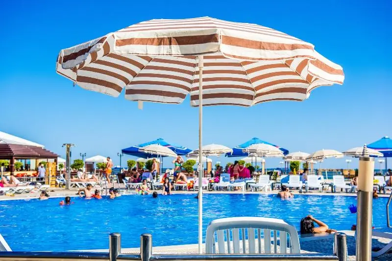 هتل Aysberq Resort