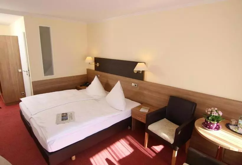 فندق Bergfrieden