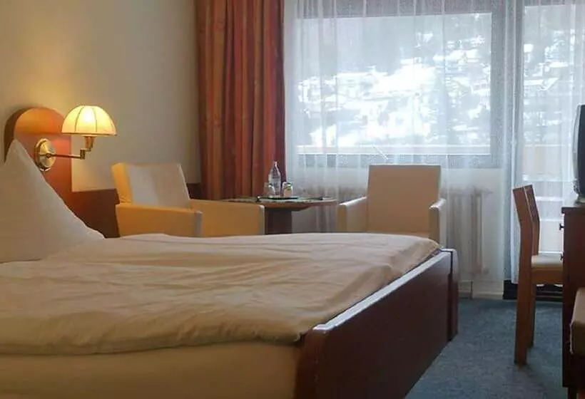 فندق Bergfrieden