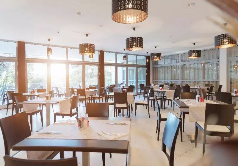 Hotel Crvena Luka Resort