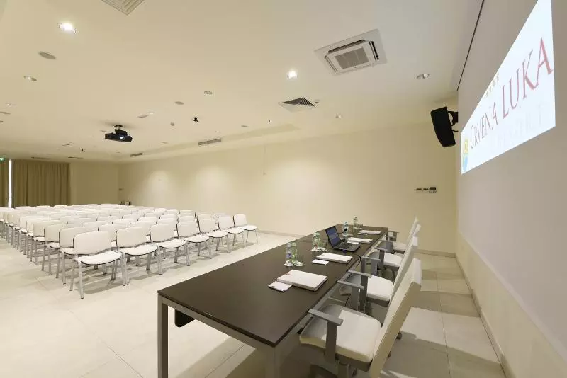 Hotel Crvena Luka Resort