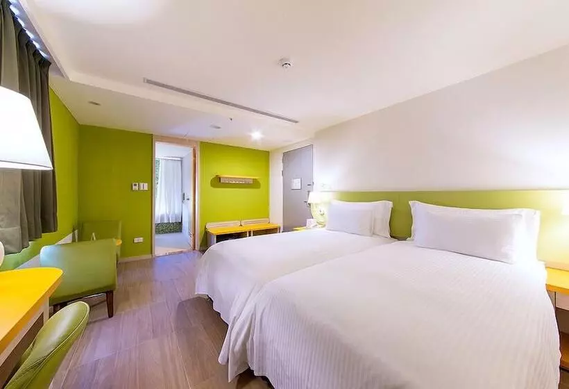 هتل Fullon Poshtel Kenting