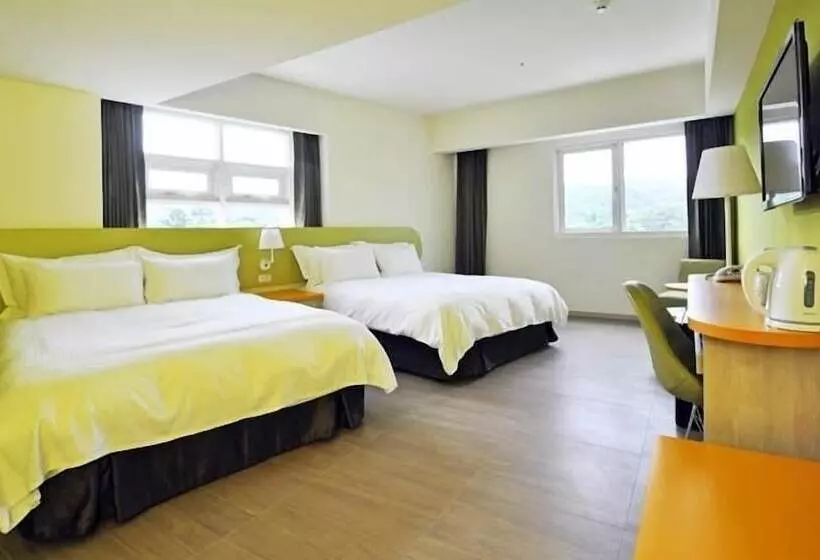 هتل Fullon Poshtel Kenting