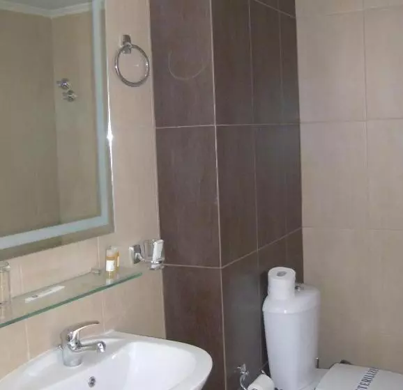 בית מלון כפרי Ionion