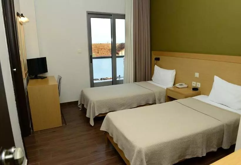 בית מלון כפרי Ionion