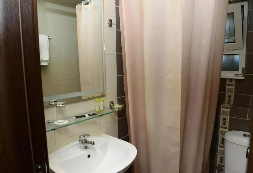 בית מלון כפרי Ionion