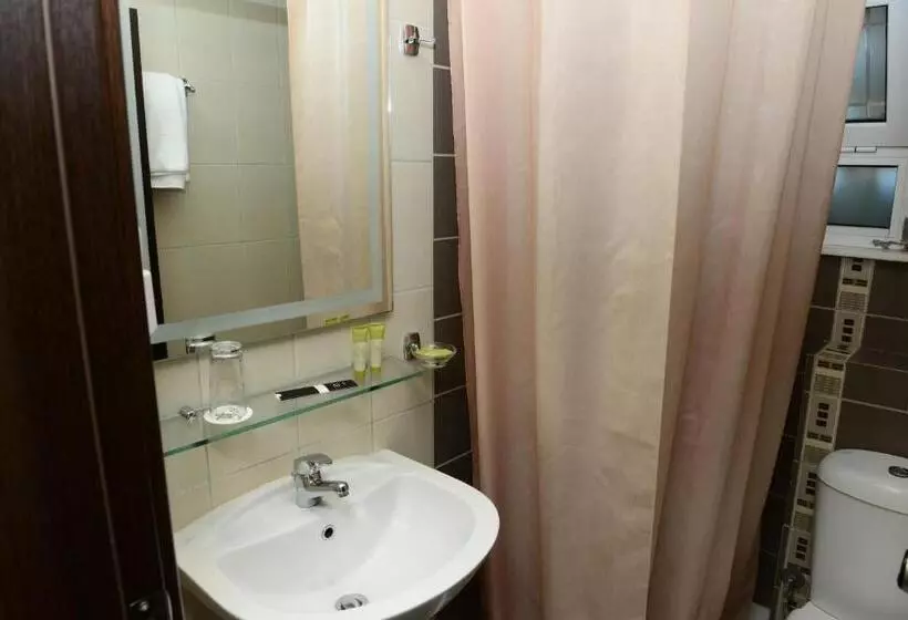 בית מלון כפרי Ionion