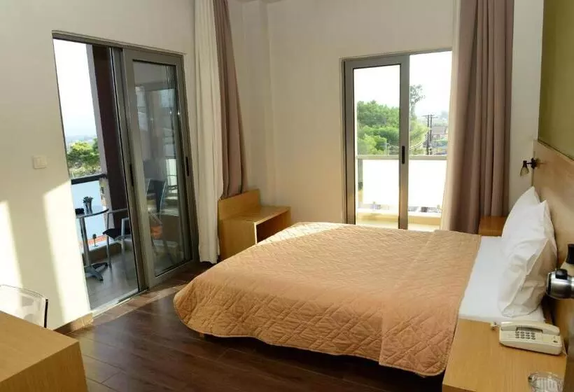 בית מלון כפרי Ionion