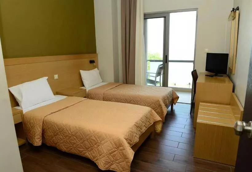 בית מלון כפרי Ionion