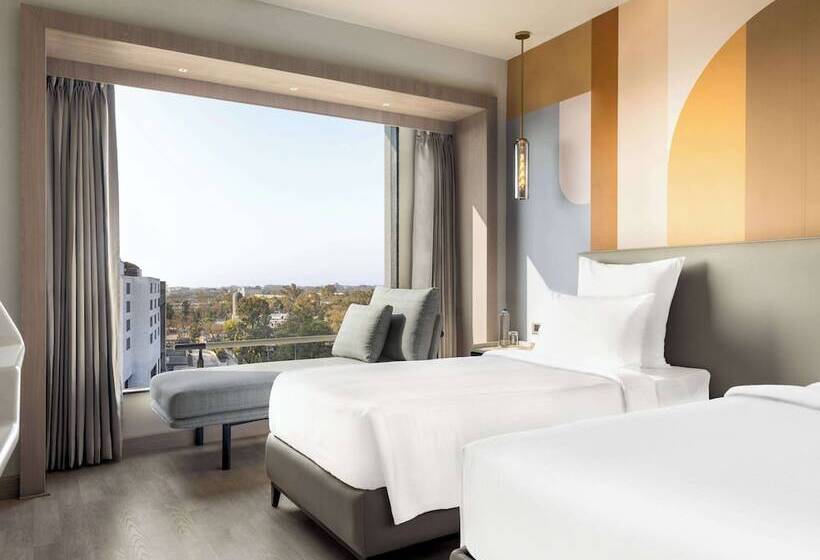 Отель Mercure Chandigarh Tribune Chowk