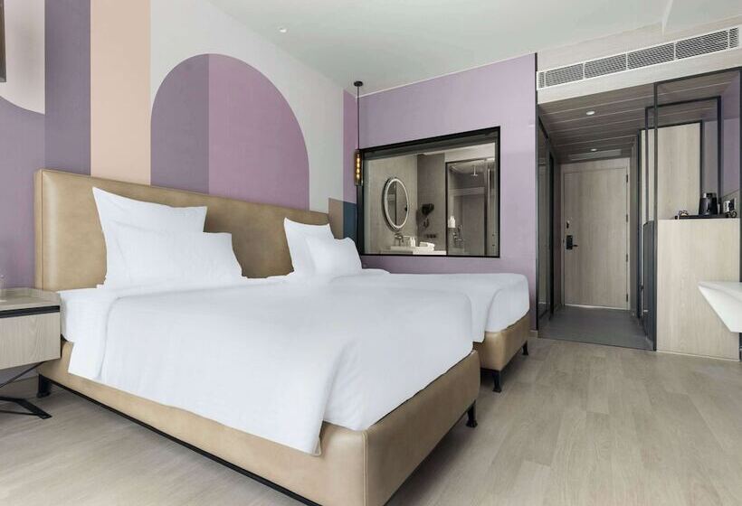 Отель Mercure Chandigarh Tribune Chowk