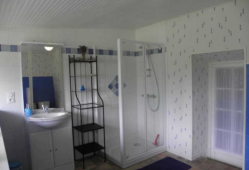 ホテル La Pomme D Or