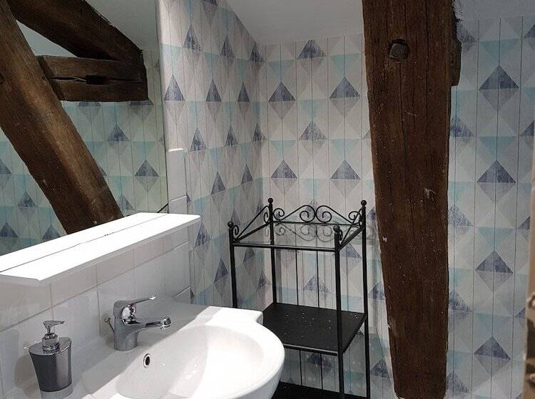 ホテル La Pomme D Or