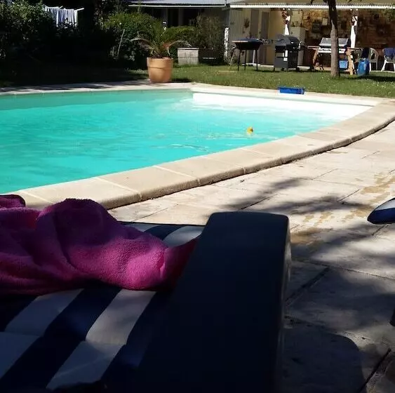 Hotelli La Pomme D Or