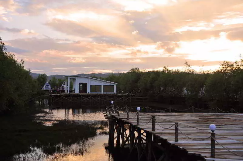 Hotel Lijiang Lashi Lake Retreat