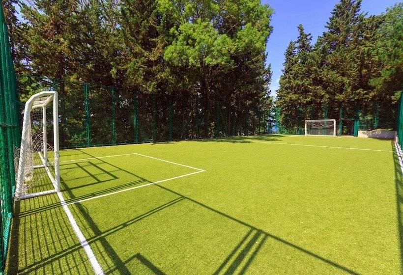 בית מלון כפרי Magadan Health Resort