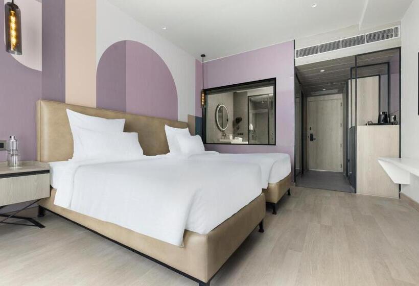 Отель Mercure Chandigarh Tribune Chowk