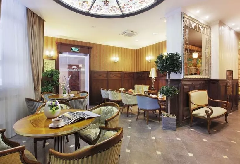 فندق Palais Royal