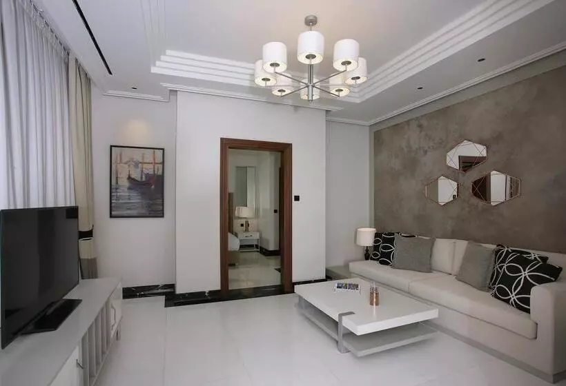 Отель Pomegranate Wellness Spa