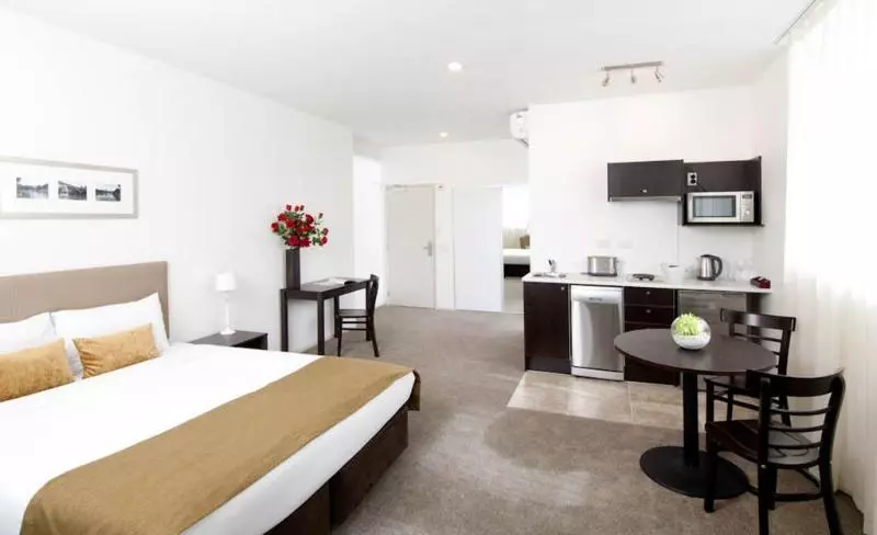 Hotel Quest Hamilton Serviced Apartments