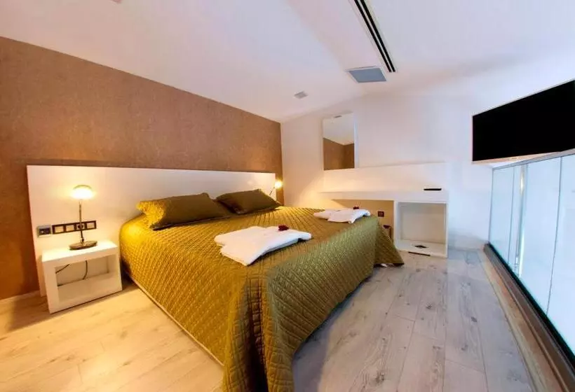 Rhapsody Hotel & Spa Kalkan