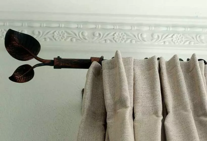 호텔 The Lotus Tree