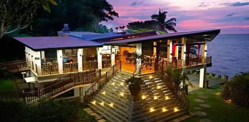 Hotel Aiyanar Beach And Dive Resort