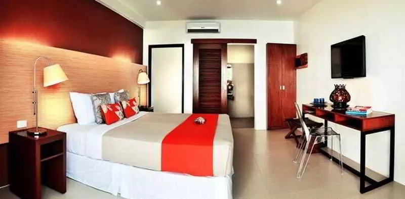 Hotel Aiyanar Beach And Dive Resort