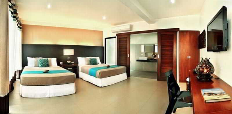 Hotel Aiyanar Beach And Dive Resort