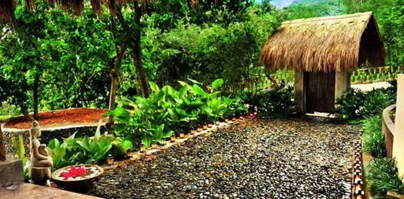 Hotel Aiyanar Beach And Dive Resort