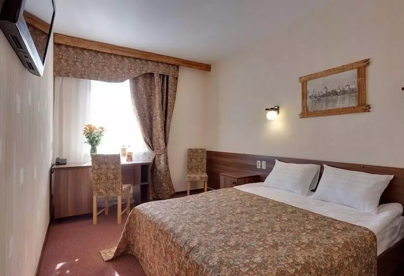 ホテル Alesha Popovich Dvor