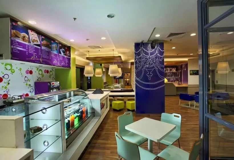 Отель Caspia Pro Greater Noida