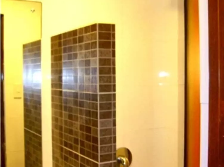 Hotell Express Inn   Mactan