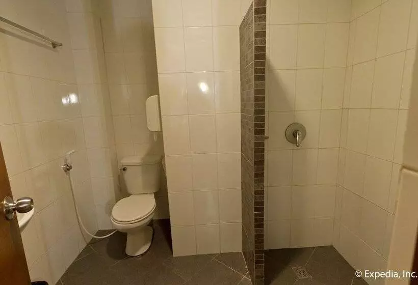 Hotell Express Inn   Mactan